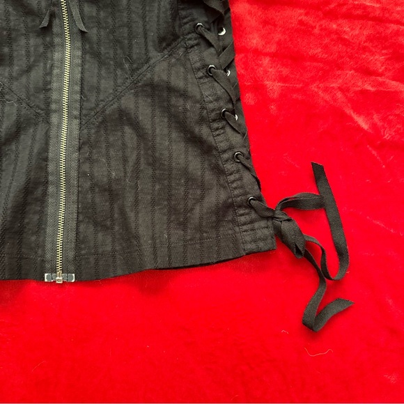 Early 2000s Elegant Gothic Black Button Up Corset Top - Picture 6 of 8